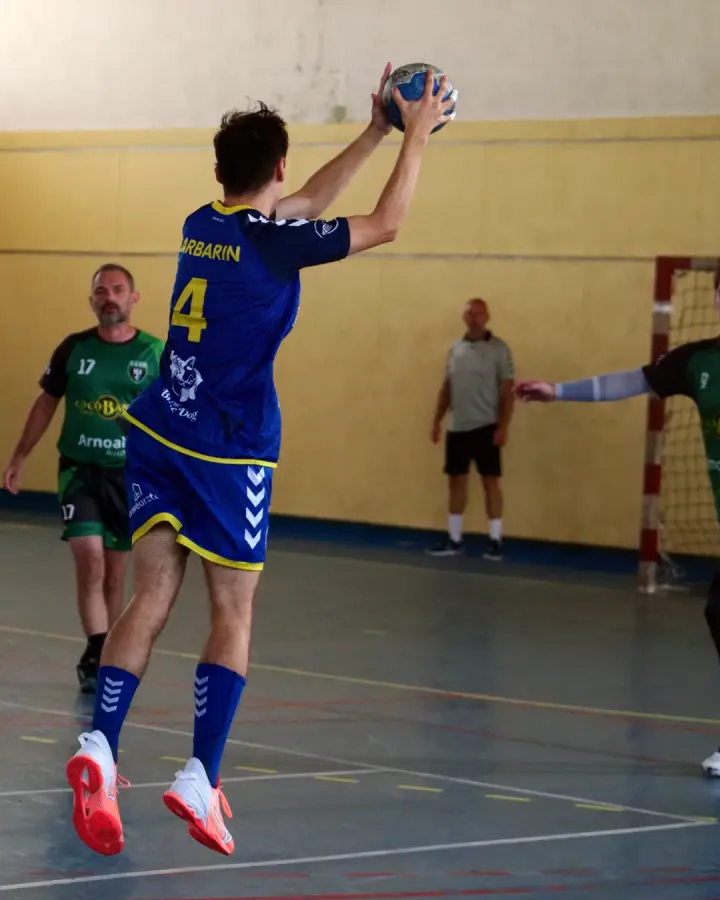 Match de handball du CL Marsannay, Marsannay-la-Côte : tir en suspension